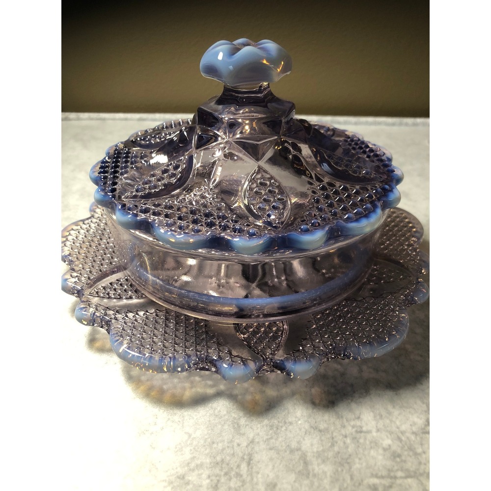 Vtg 1982 Westmoreland Levay Lilac Opalescent HighHob Covered Butter Dish 142/500